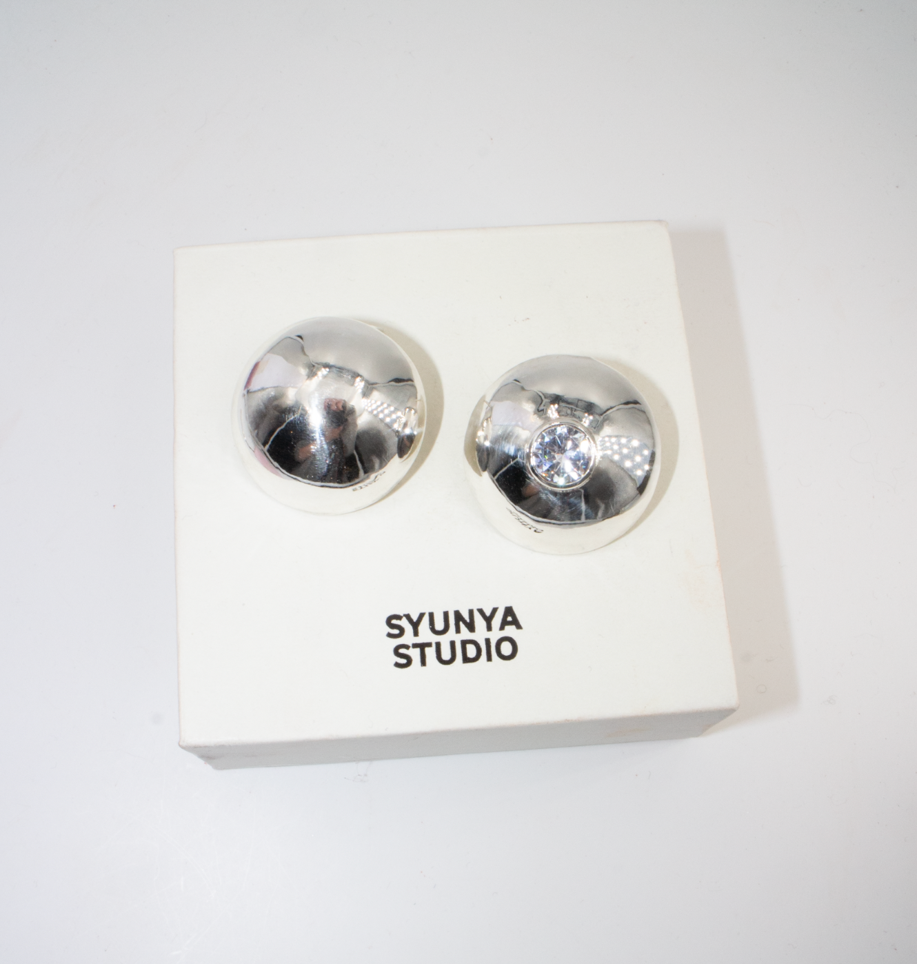 SPHERE EARRINGS