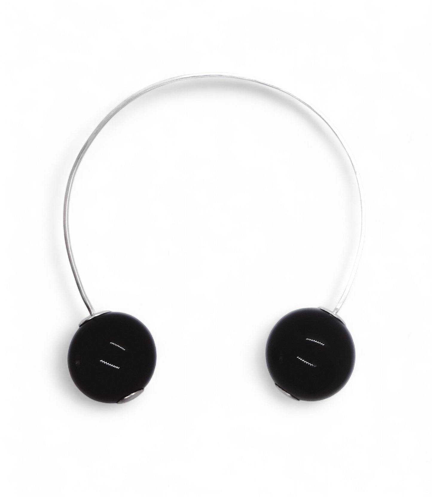 ORBIT NOIR NECKLACE