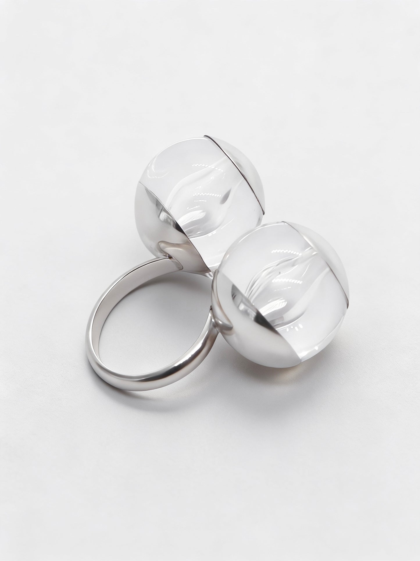 ECLIPSE RING